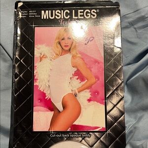 Music Legs White Opaque Teddy